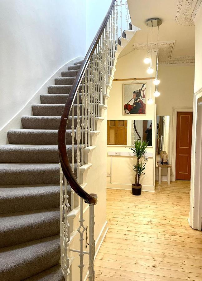 Newington House Villa - Edinburgh — Photos 1